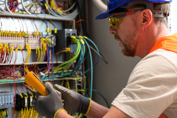 Best Licensed Electrician  in Daniels Farm, CT